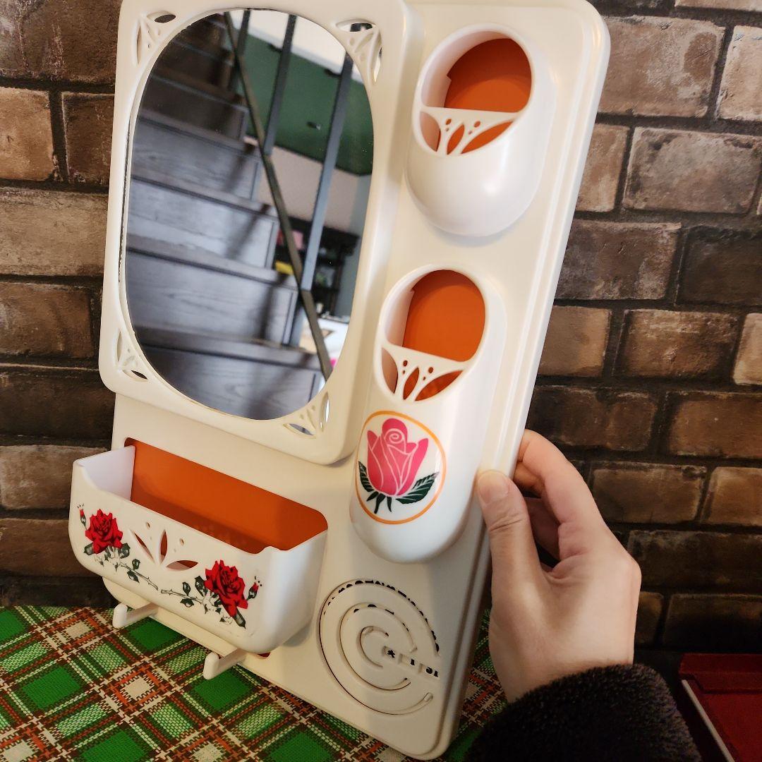 ✨昭和レトロポップ✨　❤️カレンダー付き洗面ミラー❤️