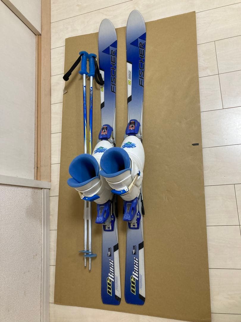 Fischer　ジュニア用　スキー板128cm ブーツ23cm ストック95cm
