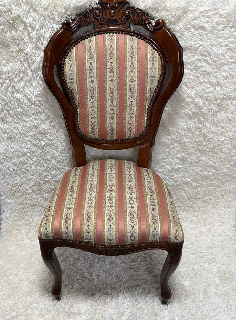 美品　猫脚　ヨーロピアン　クラシック調 木製 彫刻ストライプ柄　アンティーク風