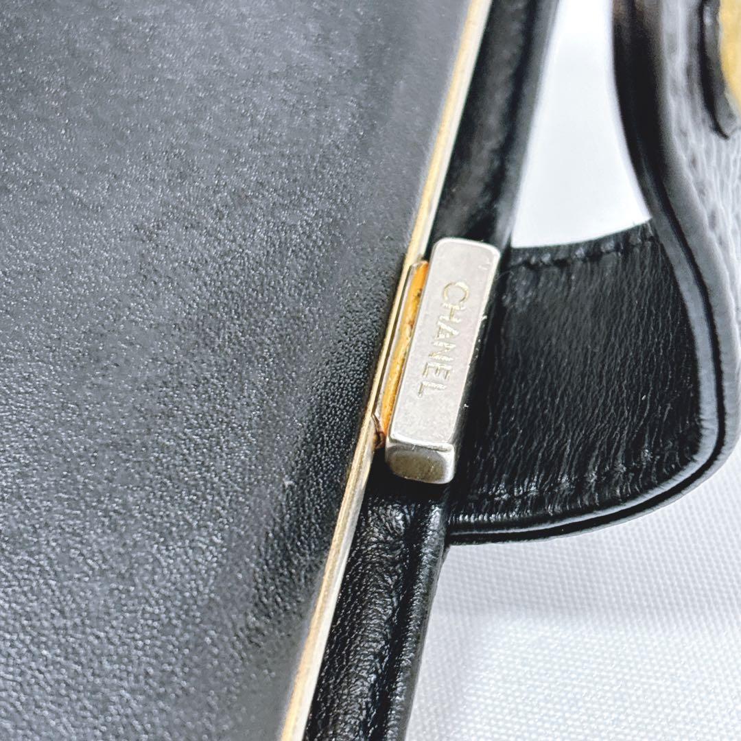 【シャネル】デカココマーク キャビアスキン ２つ折り財布 フラップホック 黒