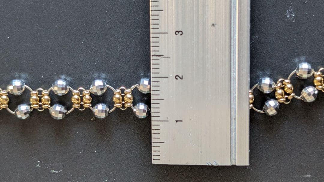 さっちゃん　祖母が孫にと40数年前に購入した１８K、P850のブレスレット