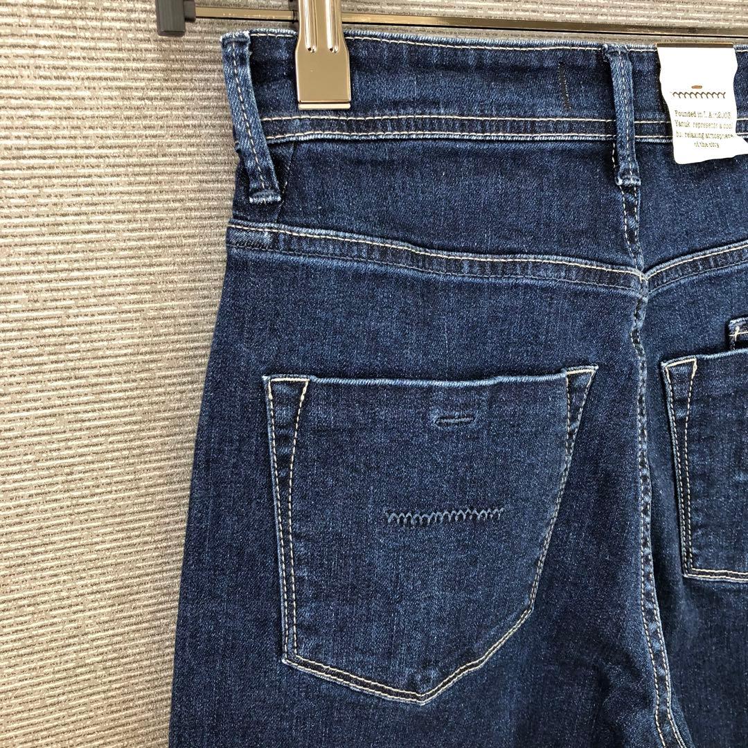 未使用品 YANUK ワイドフレア デニムパンツ 24 WIN