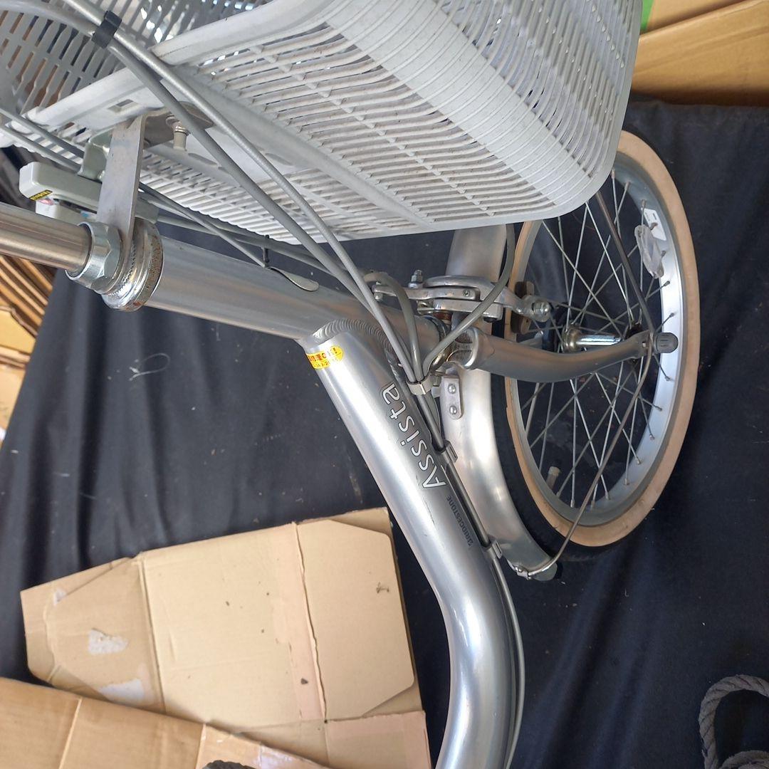 ともさん専用　ブリヂストン充電　電動アシスタワゴン三輪車 シルバー