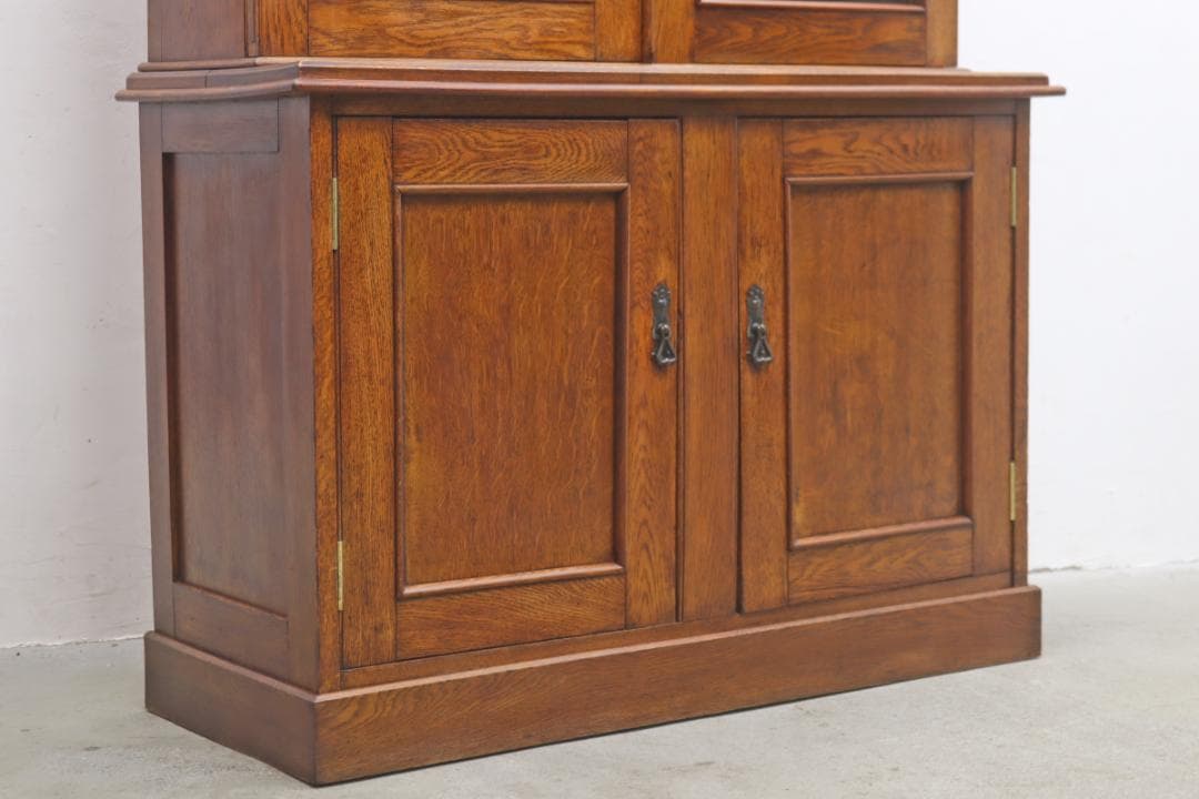 英国 イギリス オーク材 ヴィンテージ ガラス キャビネット 飾り棚 食器棚