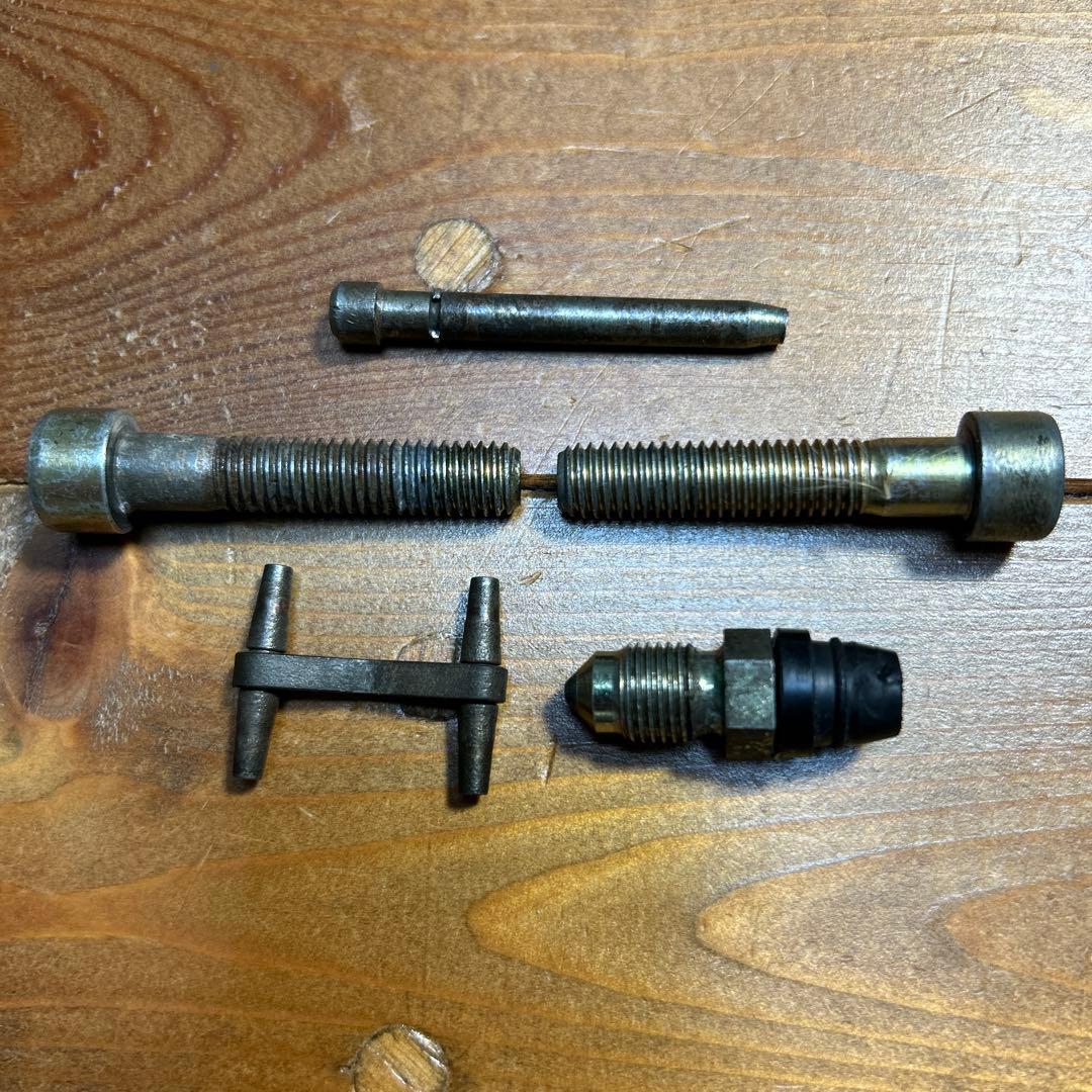 ブレンボ 旧カニ キャリパー