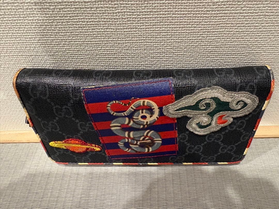 【希少】グッチ ナイト クーリエ ラウンドジップウォレット 長財布 ブラック