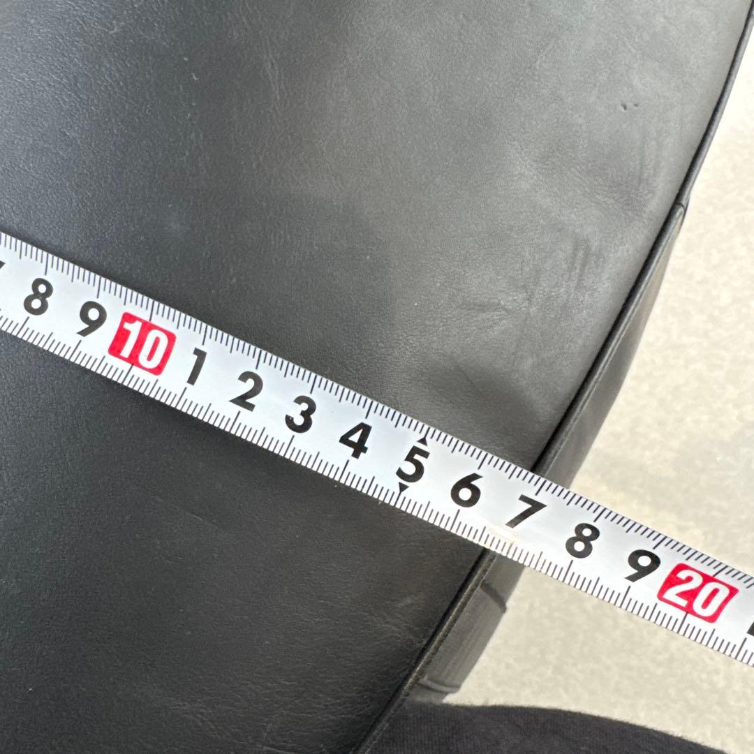 バレンシアガ オールレザートートバッグ 阪急梅田購入