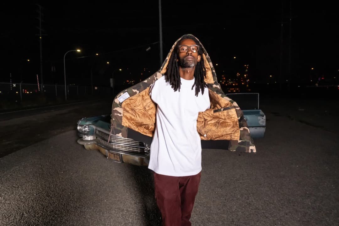 ダービーオブサンフランシスコ Camo With Hood 　迷彩　L　新品