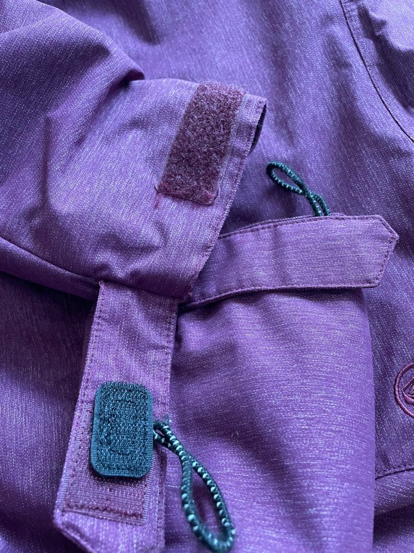 ボルコム　スノボウェア　レディース