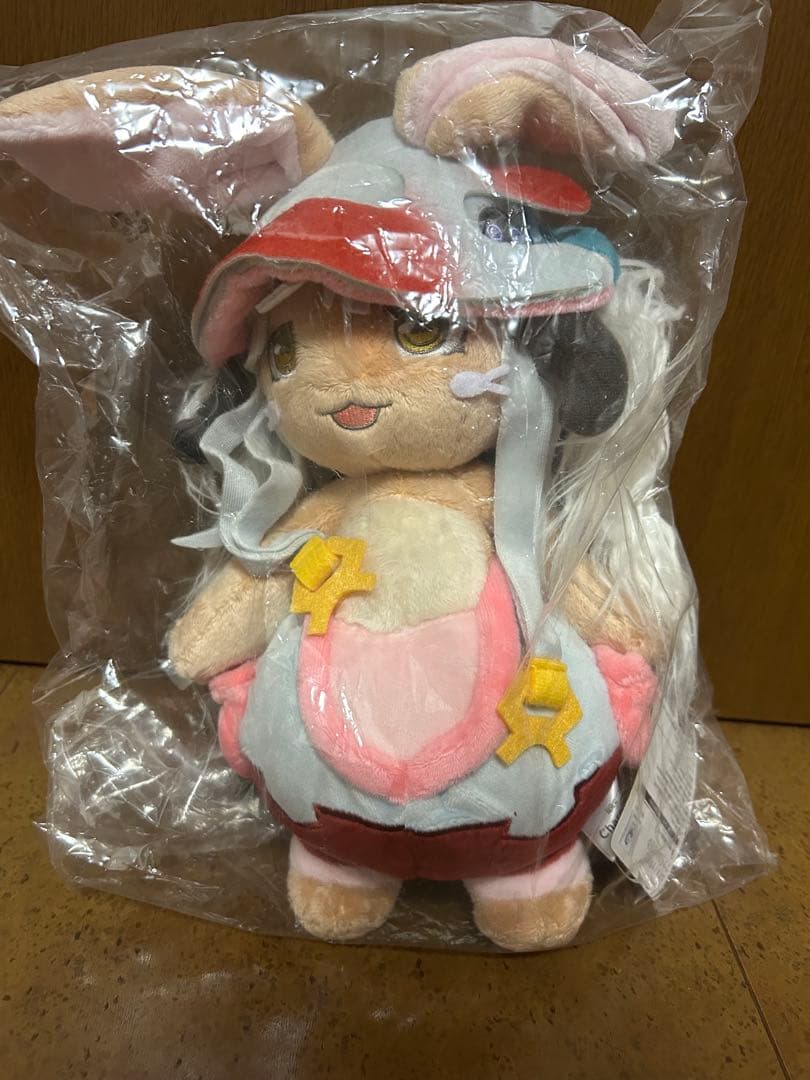 【匿名配送】メイドインアビス　ナナチ　ぬいぐるみ