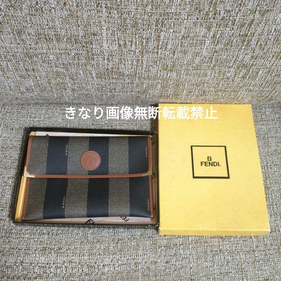 美品★FENDI フェンディ ペカン柄 マルチケース