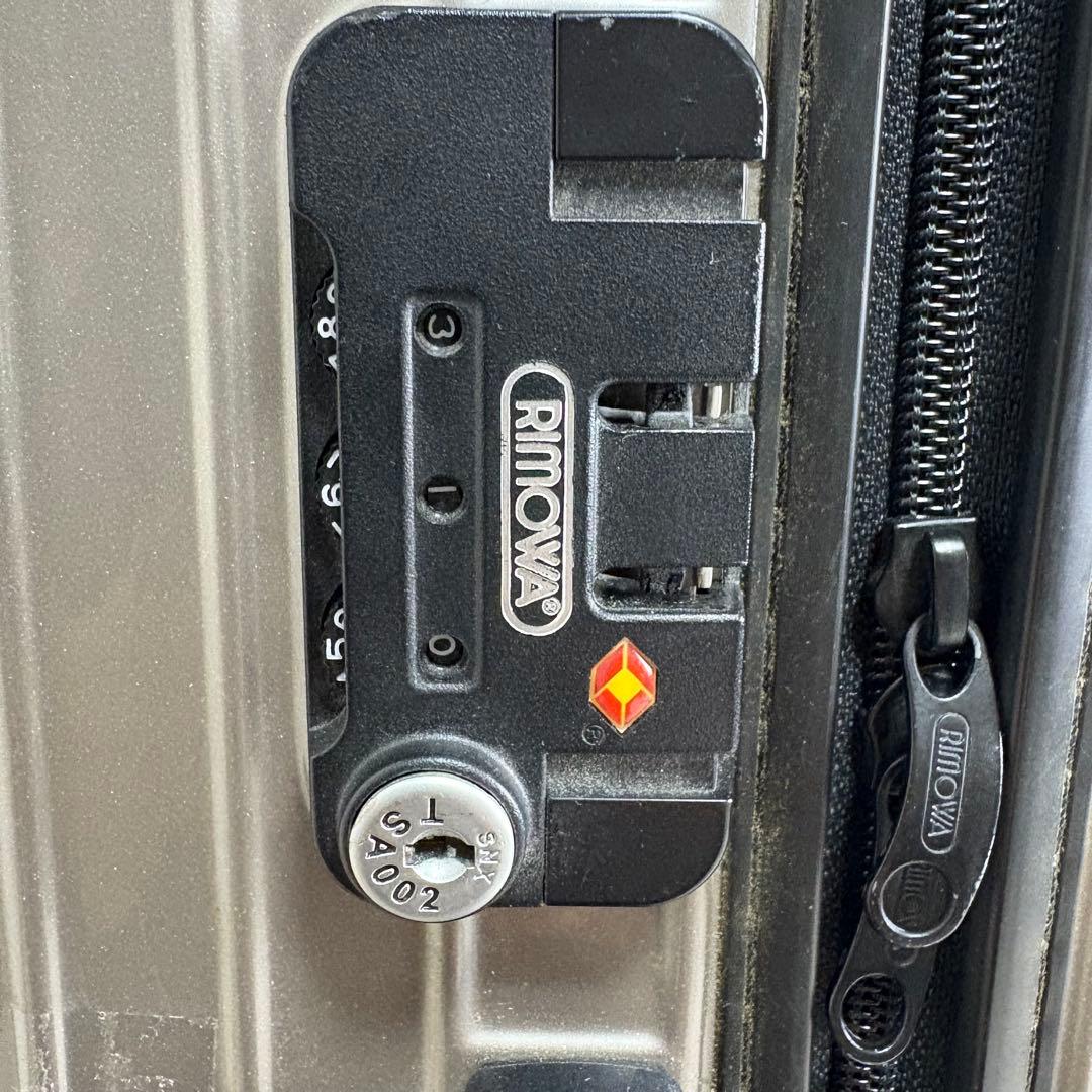 リモワ　サルサ　104L 4輪　プロセコ　TSA キャリーケース　大容量