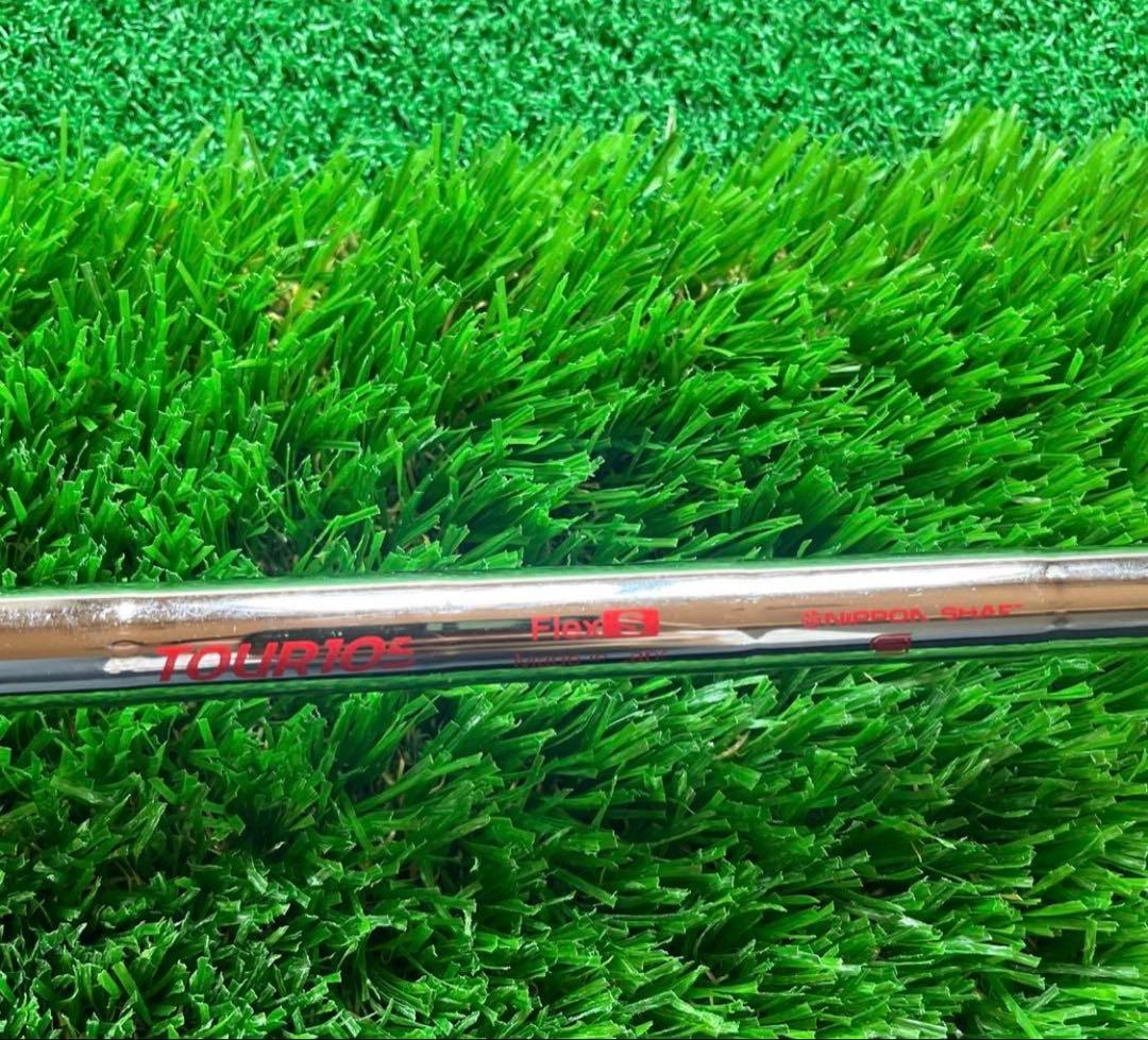 タロモロ Titleist T200