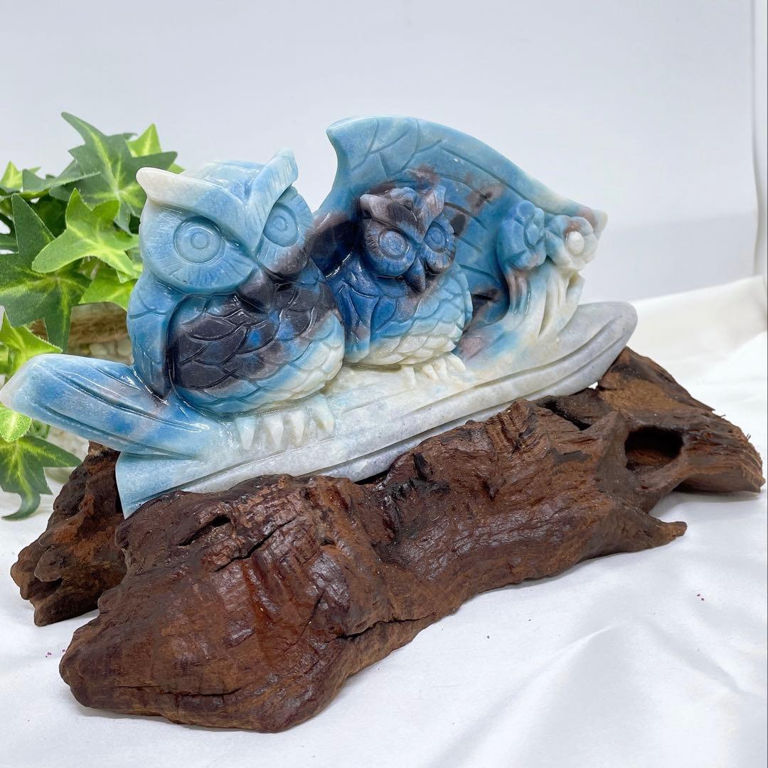 【天然石】トロレアイト 大きなフクロウのカービング★置き物