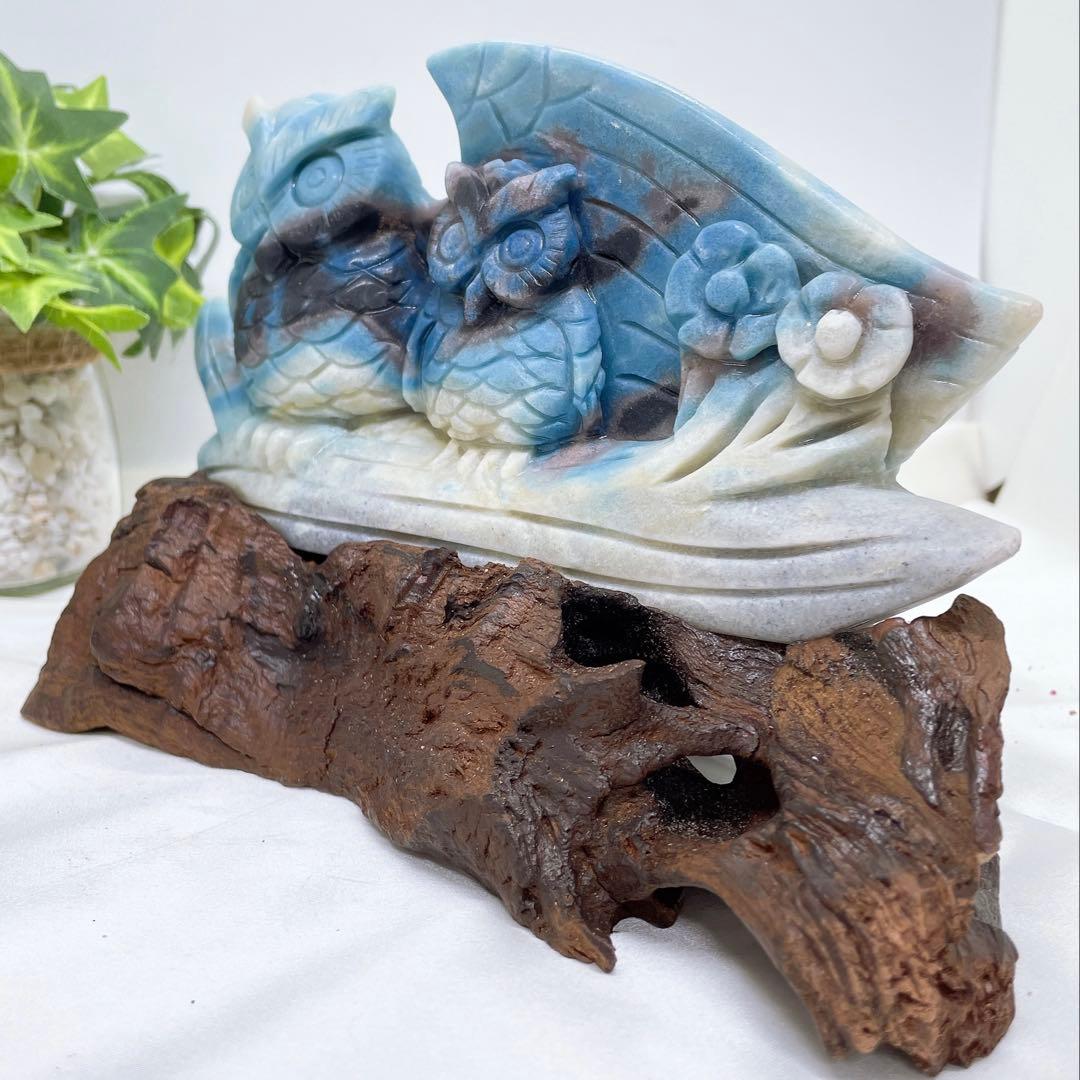 【天然石】トロレアイト 大きなフクロウのカービング★置き物