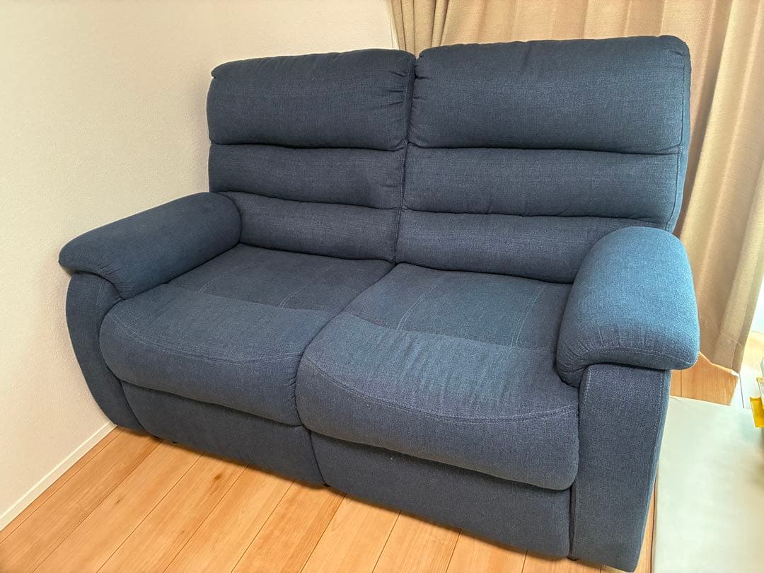 ニトリ　自動リクライニング2人掛けソファ ネイビー