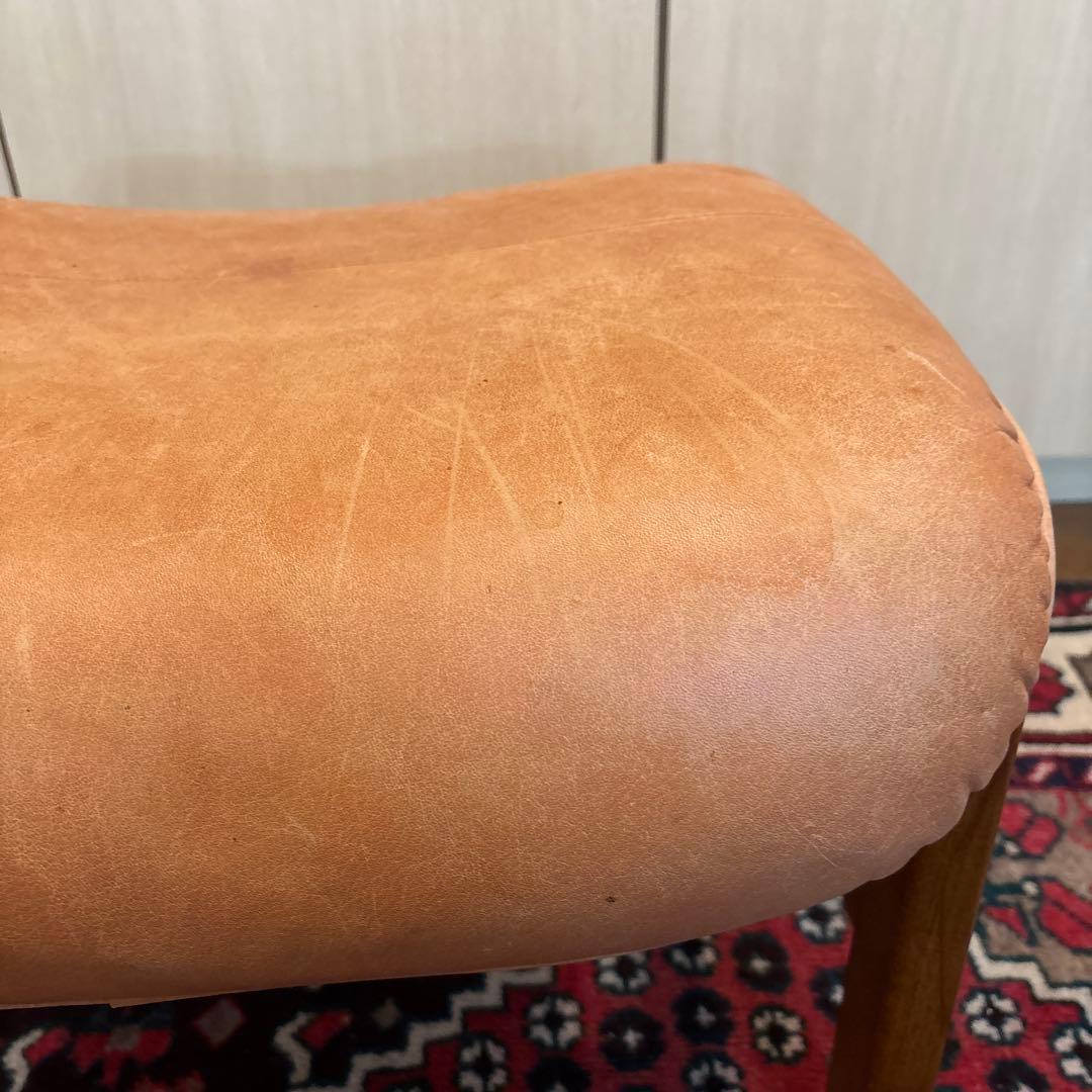 アンティーク　オットマン　革張り無垢木材