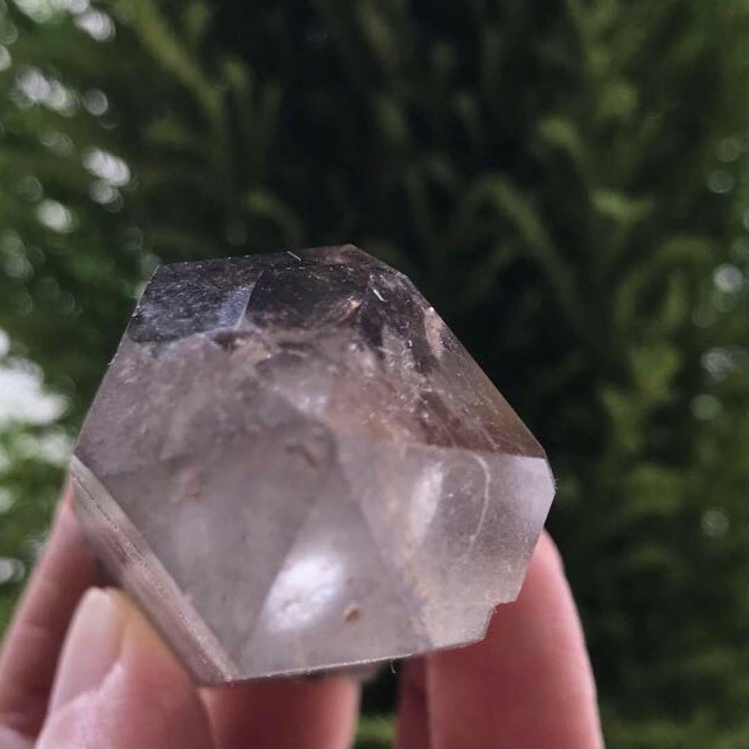 週末値下げ　ロシア　ウラル産　スモーキークォーツ