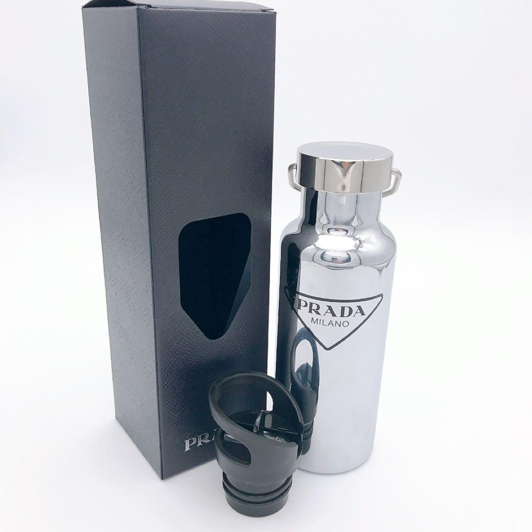 PRADA プラダ　ステンレスボトル　水筒　シルバー　三角　ロゴ　ボトル