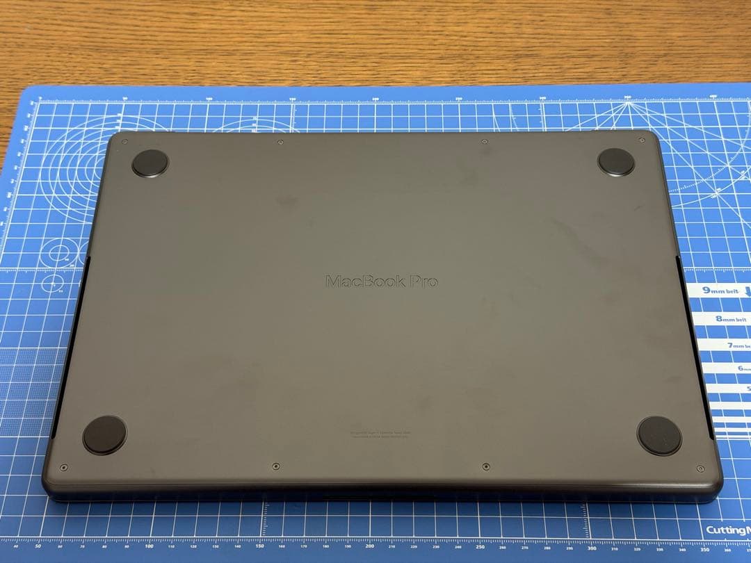 MacBook Pro M4 pro 14インチ 12/16コア512GB