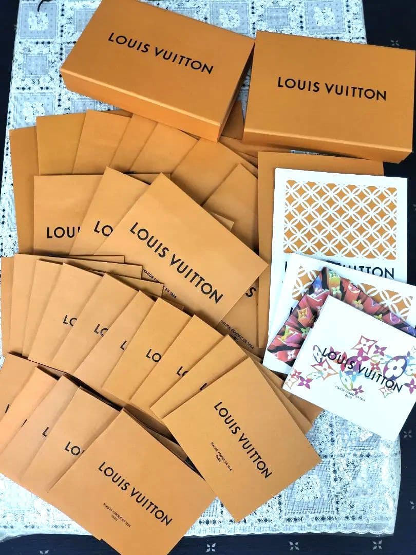 【種類豊富2箱＋28枚】ルイヴィトンのショップ袋