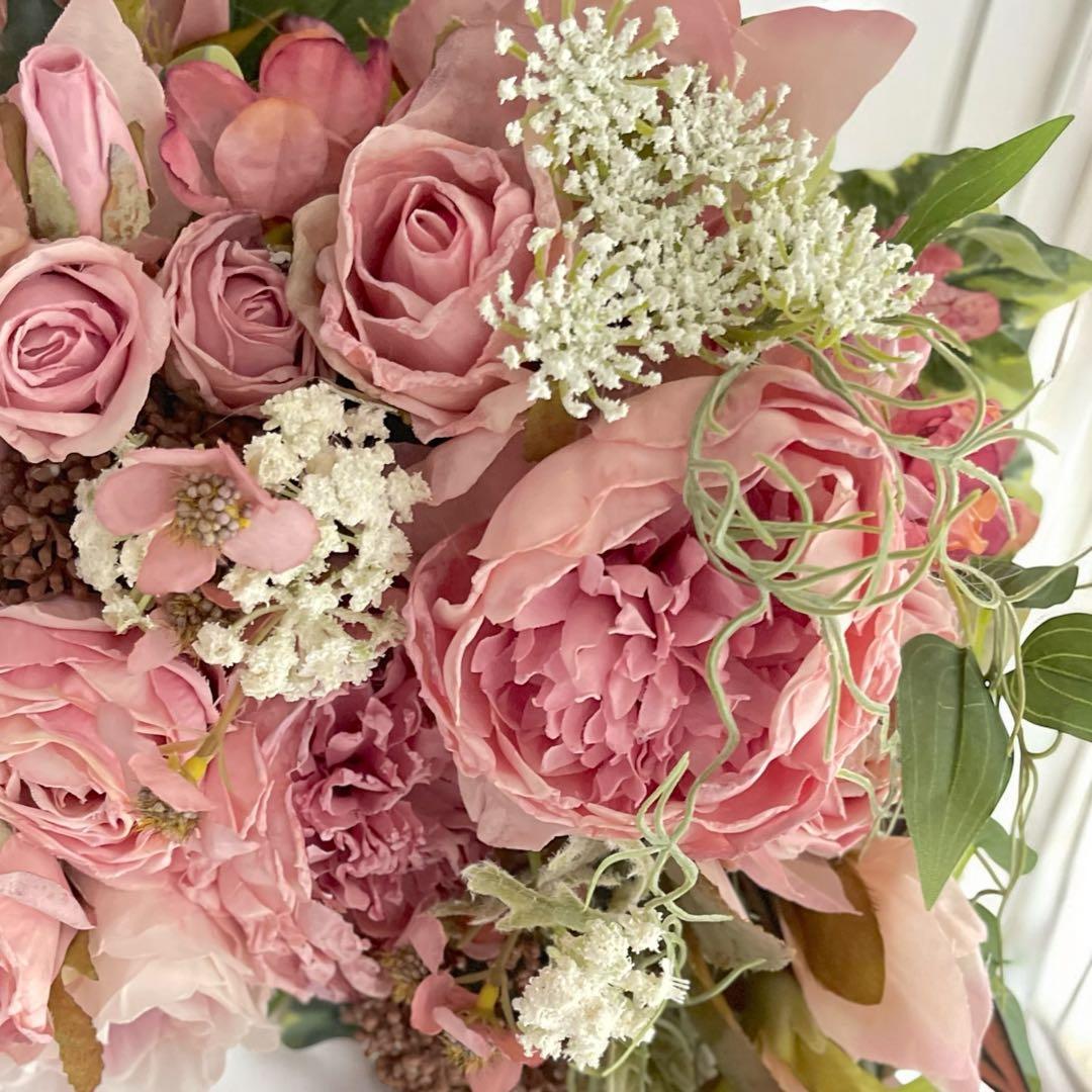 ロココ調ピンクローズのアーチ型特大リース〈光触媒・1点もの〉薔薇のリース