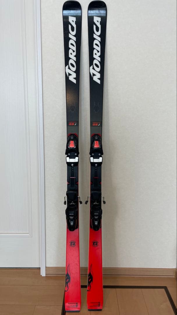 NORDICA DOBERMANN GSJ164cm ノルディカドーベルマン