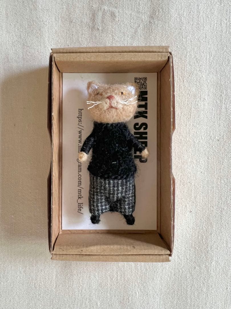 新品　MTK SHEEP 羊毛フェルト　おしゃれ猫② ベージュねこ