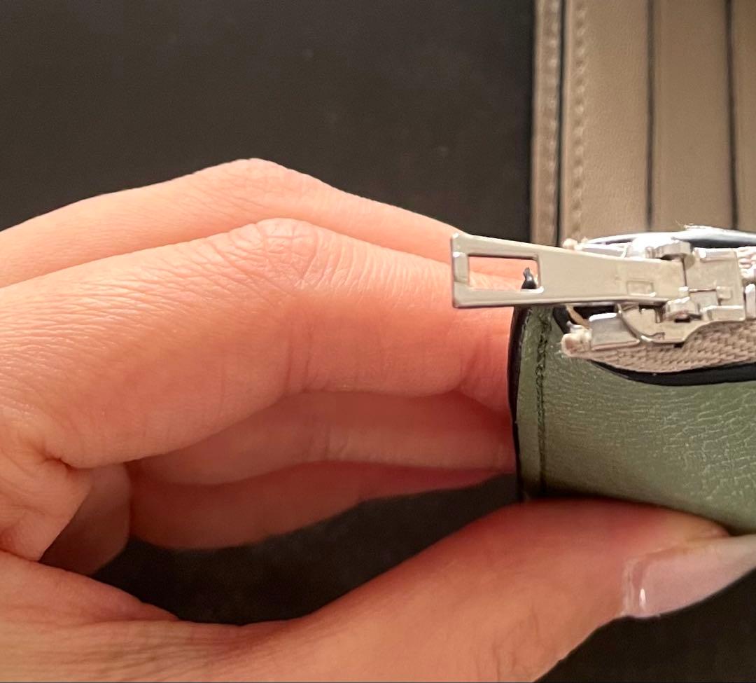 ロエベ　バーティカルウォレットスモール　ローズマリータン 美品