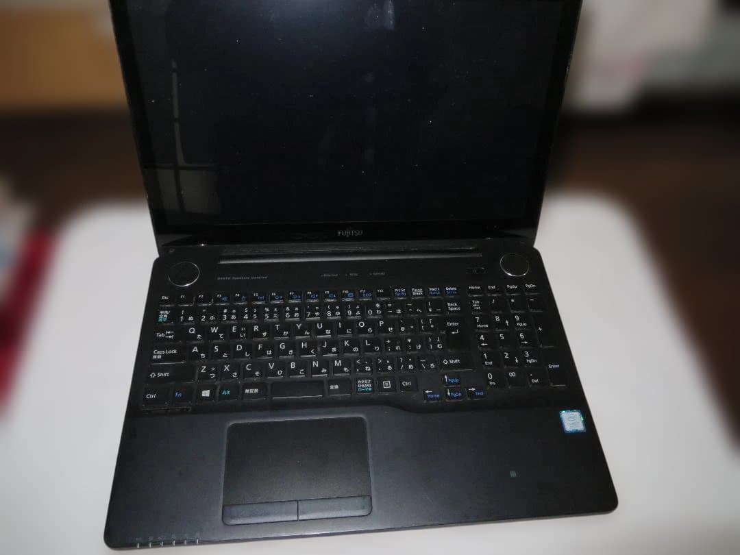 FUJITHU　FMV　LIFEBOOK　AH77／B1