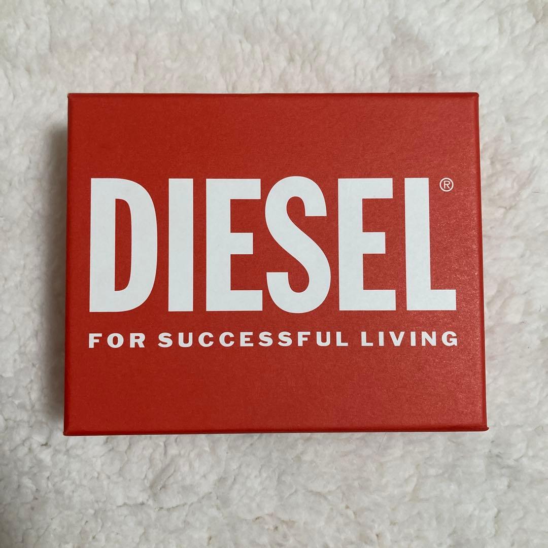 非売品✨箱付き DIESEL 3Dロゴ 二つ折り財布 レザー　ブラック　限定