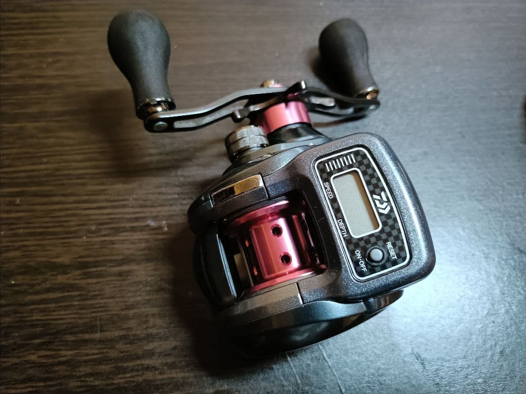 ダイワ　紅牙 ICS103L　左ハンドル