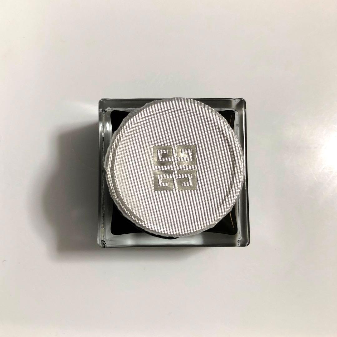 未使用 ジバンシイ ソワン ノワール クレーム ユー N 20mL