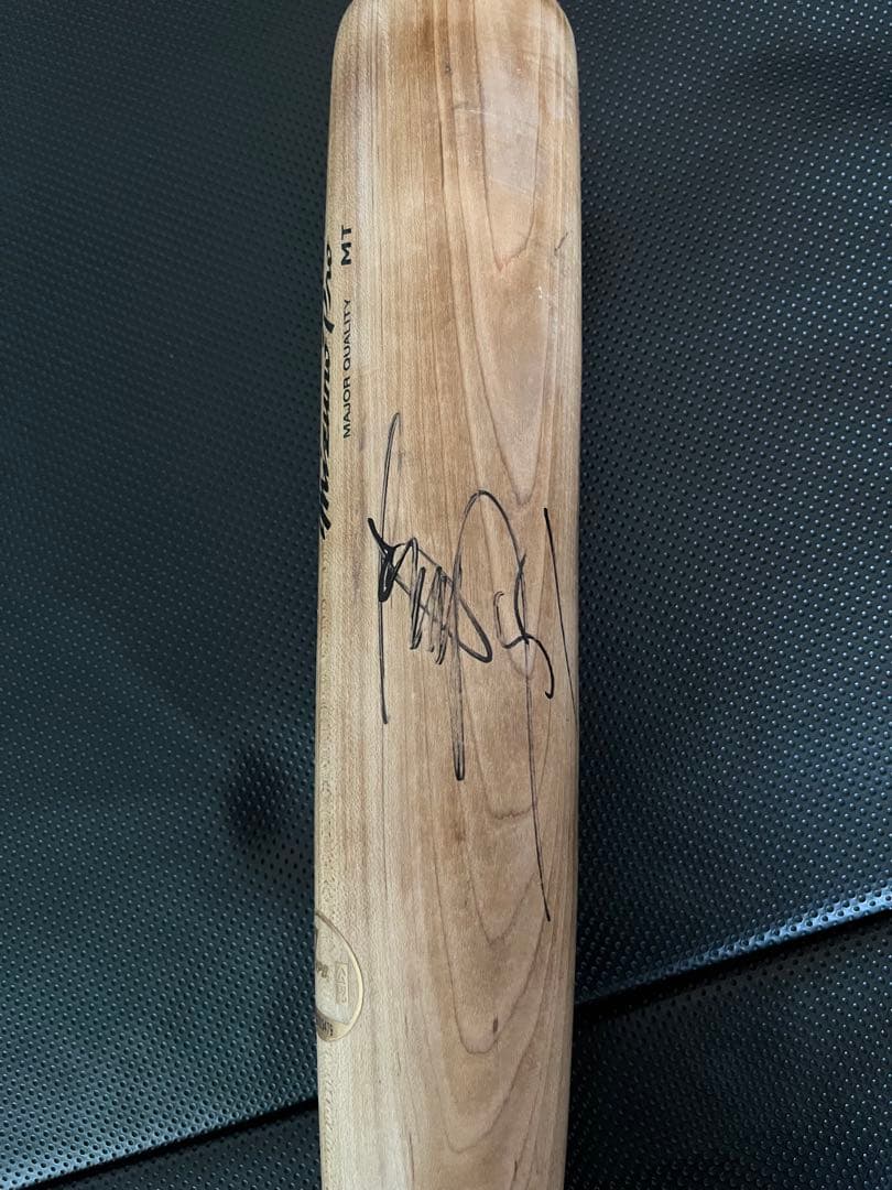 千葉ロッテマリーンズ　山口航輝 #51　バット NPBマーク 支給品　実使用