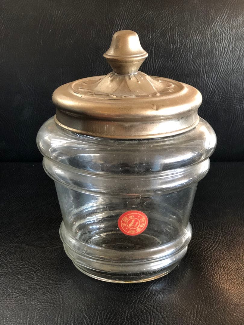 アンティーク　蓋付きガラス瓶　アルミ桜花蓋　戦前戦後　インテリア　小物入れ