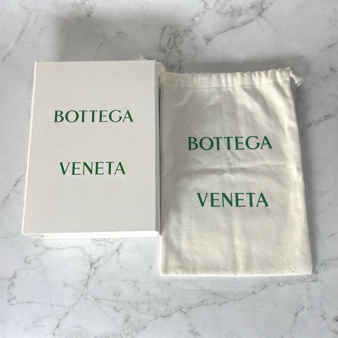 BOTTEGA VENETA ボッテガヴェネタ カセット 2つ折り財布