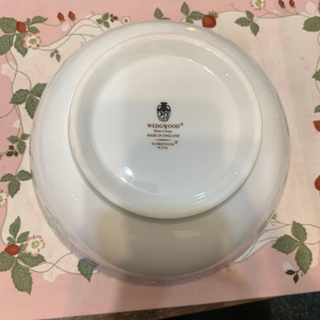 ウェッジウッド フロレンティーン　ターコイズ　25cmサラダボウルLサイズ