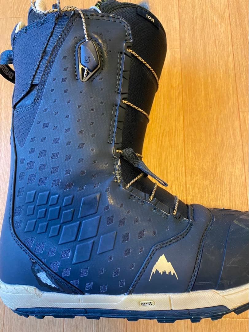 バートン　Burton アイオン　ION 26.5