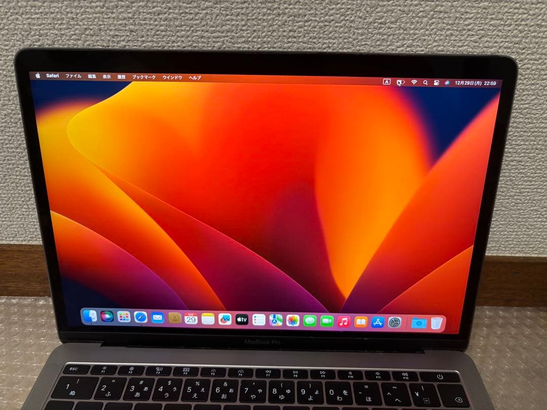 MacBook Pro 13インチ　2017 retina A1708 256