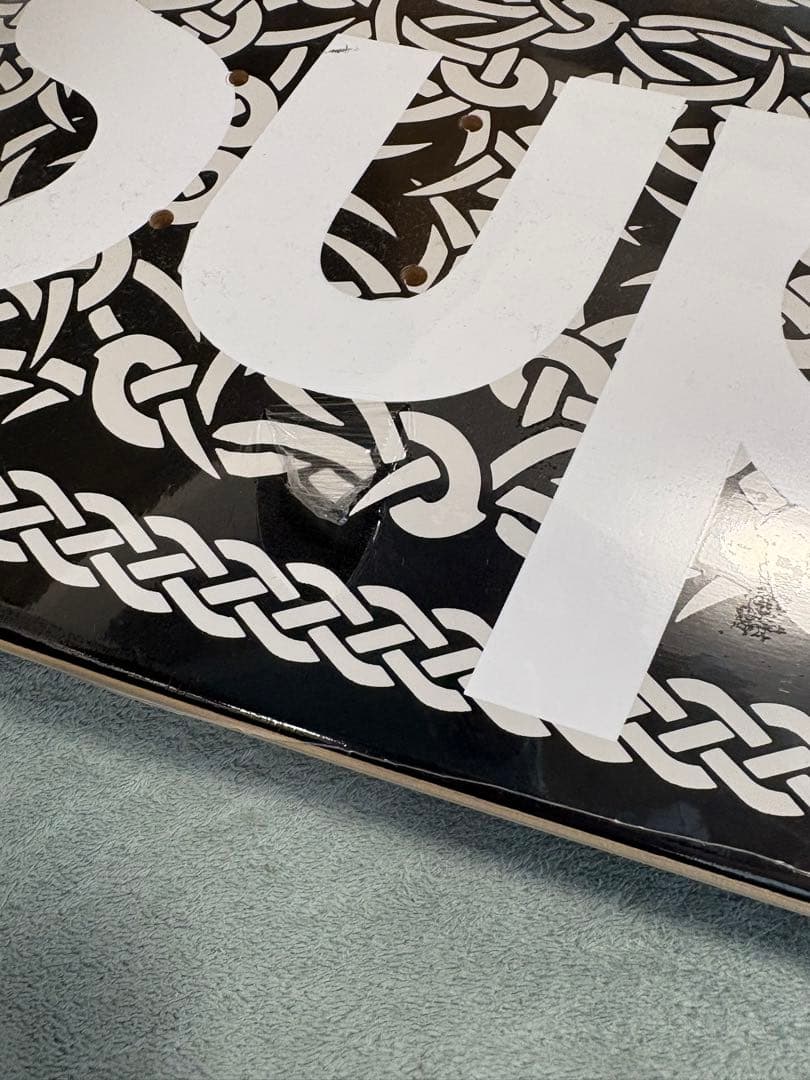 supreme Celtic Knot Skateboard 8.5インチ