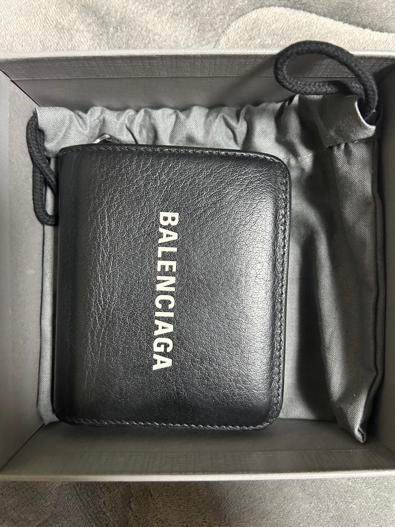バレンシアガ　財布　ジップウォレット