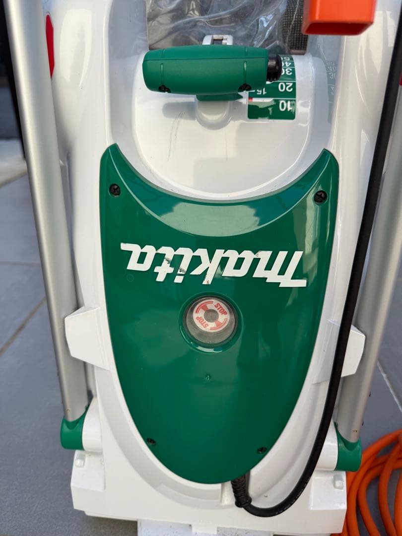 【取扱説明書付】マキタ　芝刈り機　MLM2301