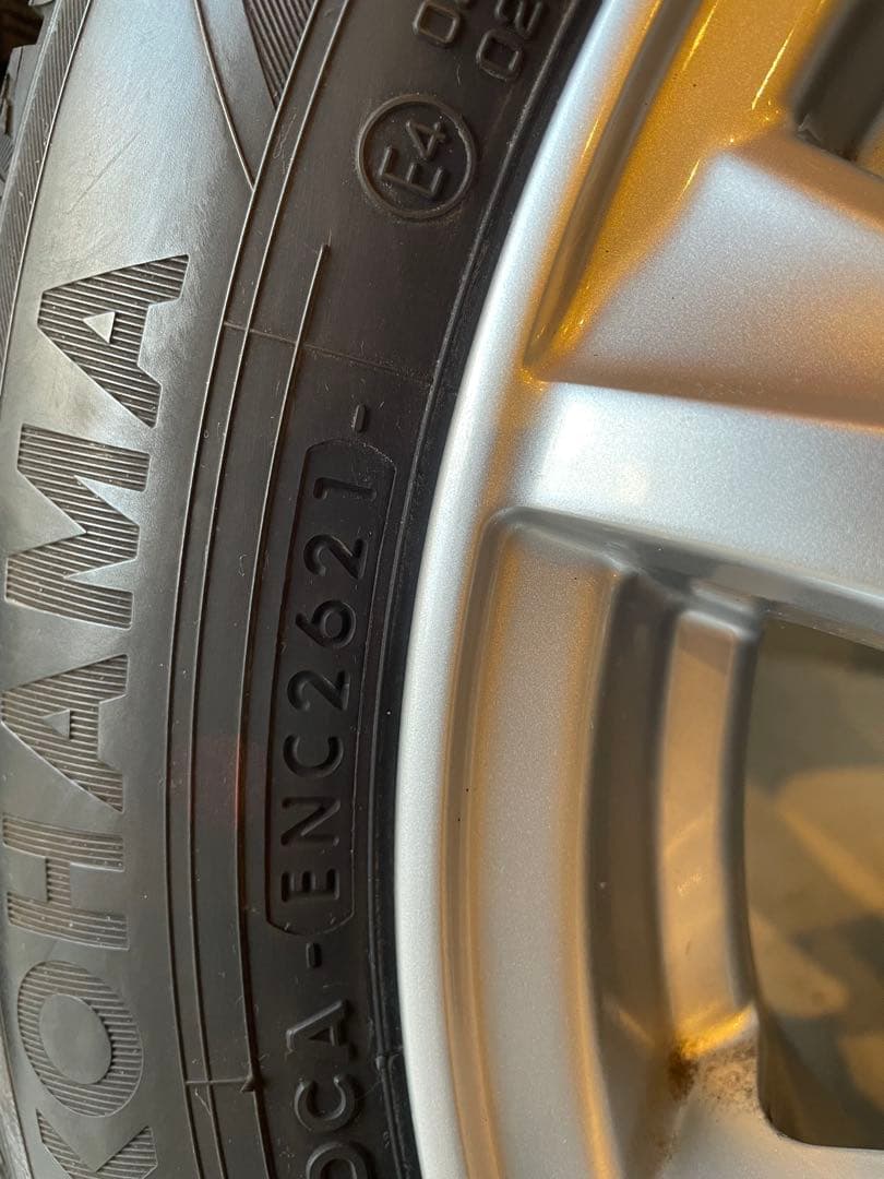 185/65R15 ヨコハマ　スタッドレス　weds