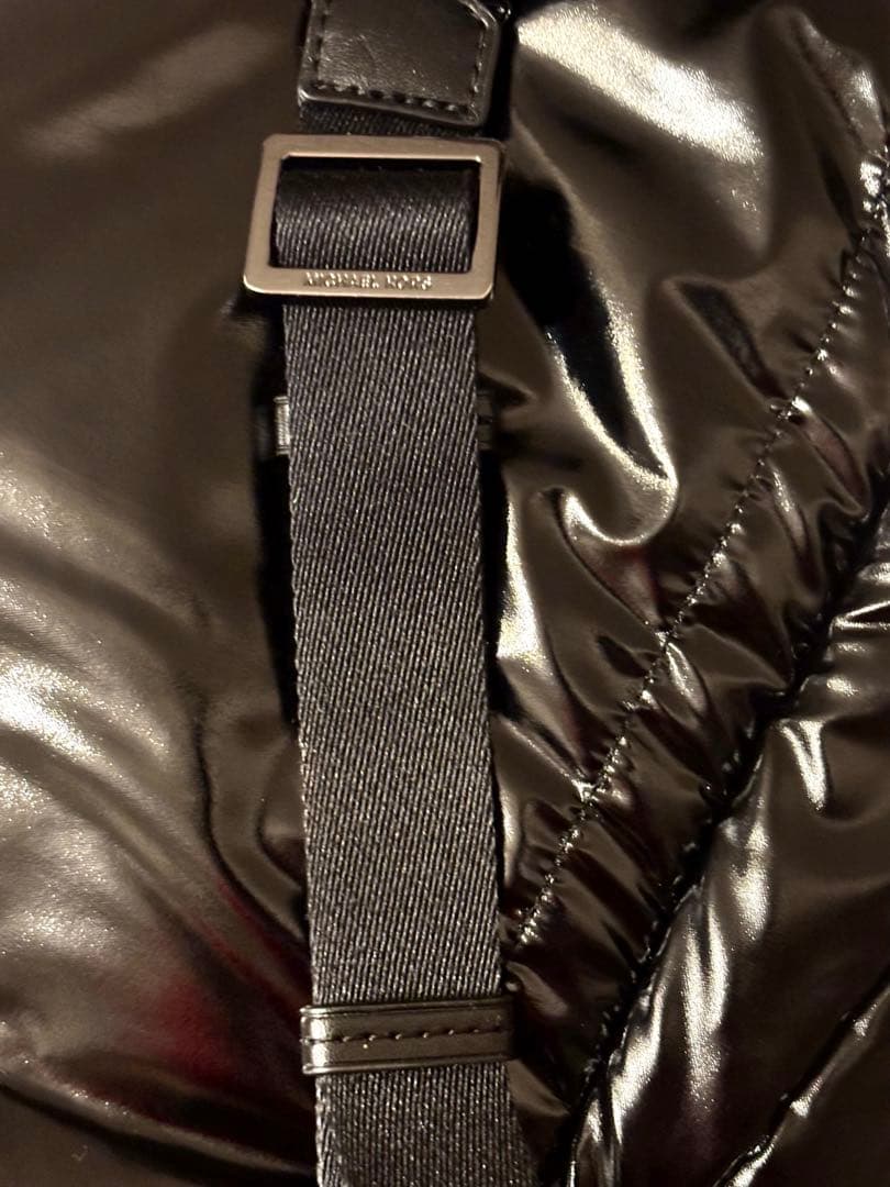 MICHAEL KORS マイケルコース リュック 黒 内綿入り 光沢感 保証書