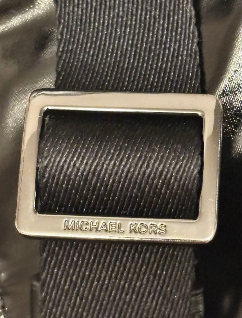 MICHAEL KORS マイケルコース リュック 黒 内綿入り 光沢感 保証書