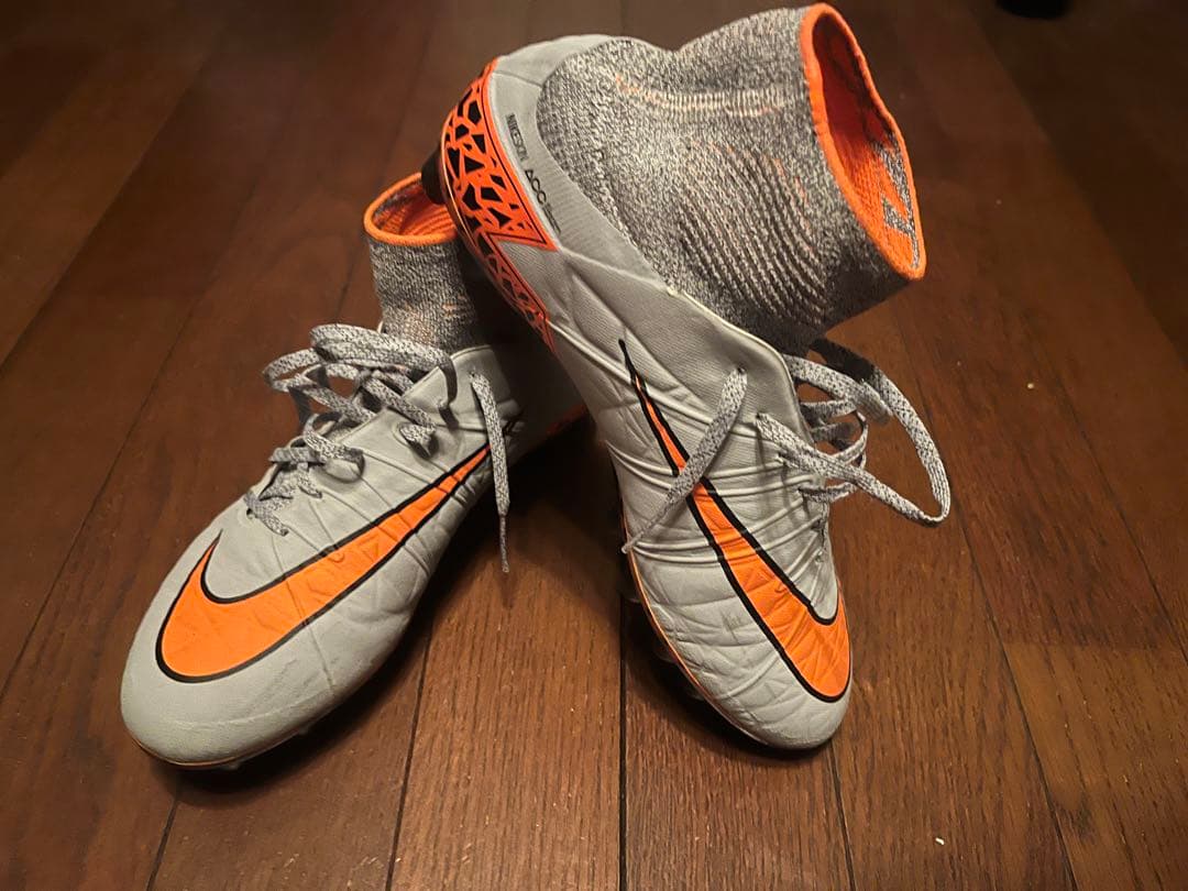 NIKEハイパーヴェノム ファントム　AG 24cm ハイカットスパイク