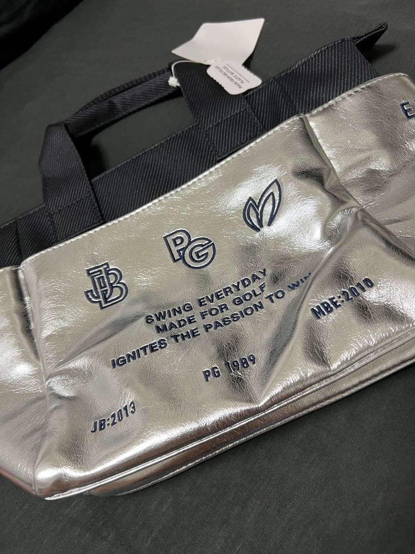 限定版 メタリックゴルフバッグ