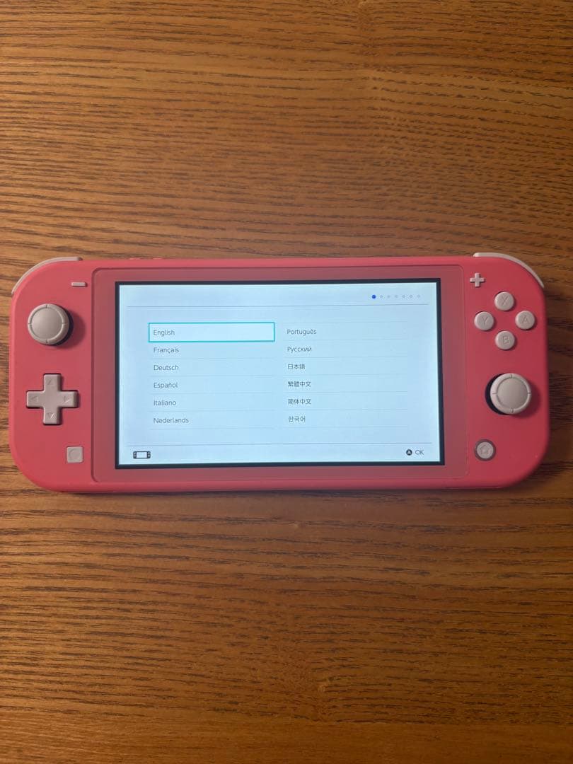 yuchan専用　Nintendo Switch Lite コーラルピンク