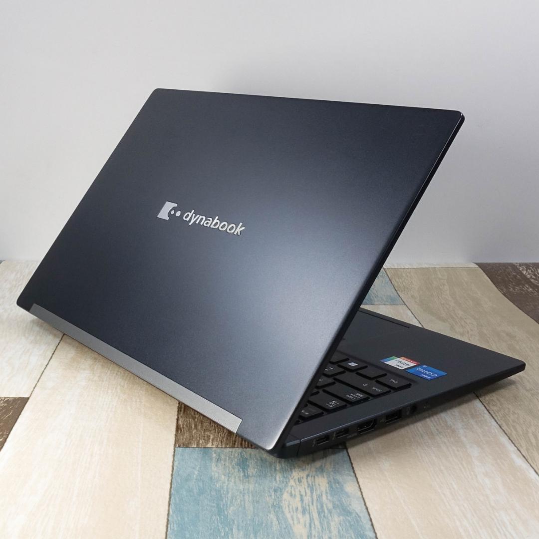 極美品✨最新モデルと同じデザインの超軽量神速モバイル✨１１世代コアｉ５✨ＩＧＺＯ