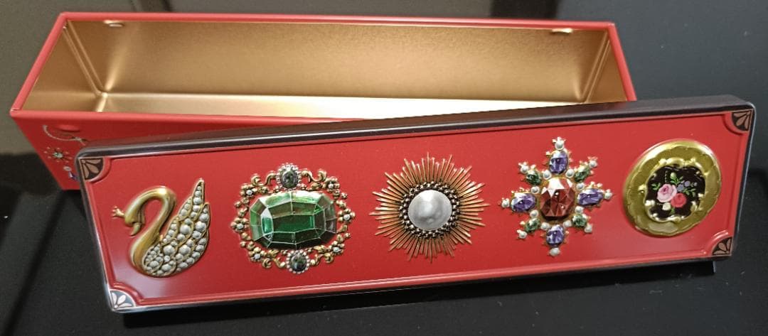 ビジュー缶（赤） 50缶入